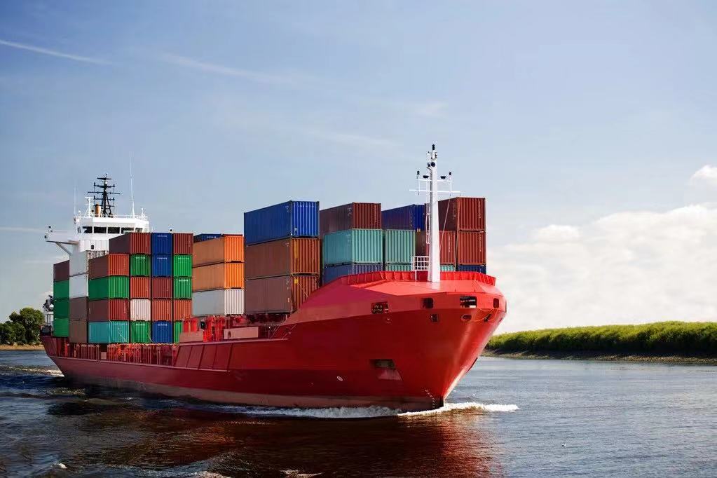 Record le plus élevé actualisé, les principales compagnies maritimes offrent des tarifs plus élevés